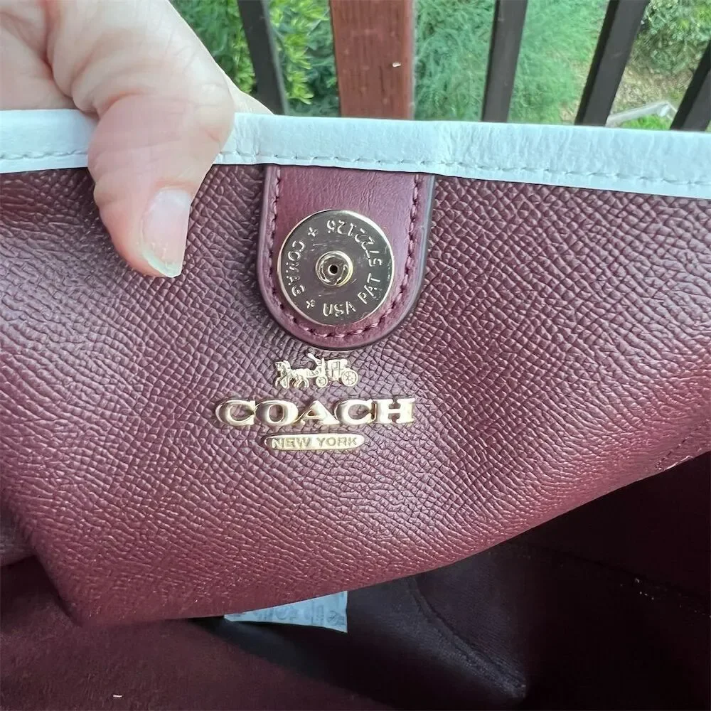COACH Tote Shoulder Bag Women's Handbag Glacierwhite w Gold Hardware 5696 NWT
